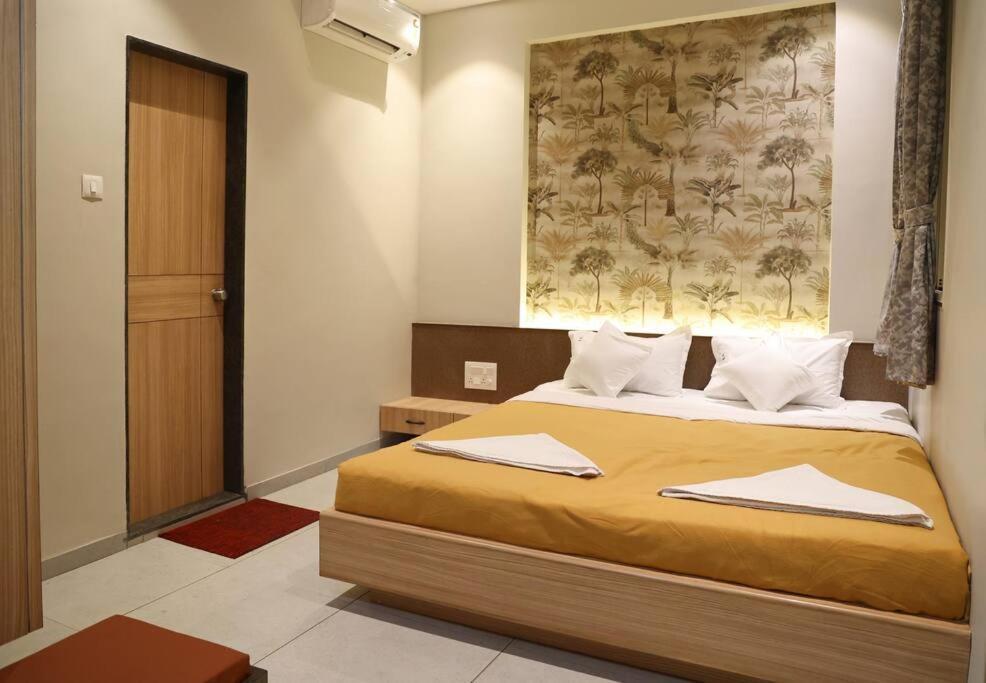 'Sumadhu Homes 301 ' Colhapur Exterior foto