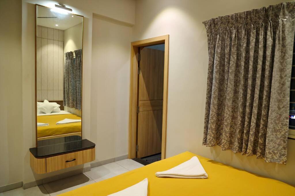 'Sumadhu Homes 301 ' Colhapur Exterior foto